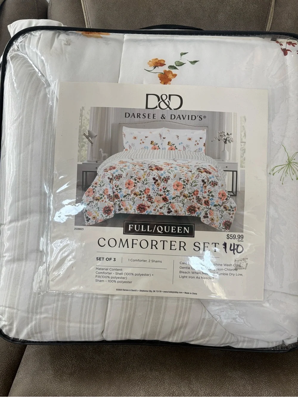 Darsee & David's Floral Full/Queen Comforter Set - White with Multicolor Flowers